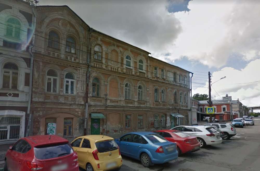 Правительство будет требовать восстановления дома на ул. Черниговской в прежней стилистике