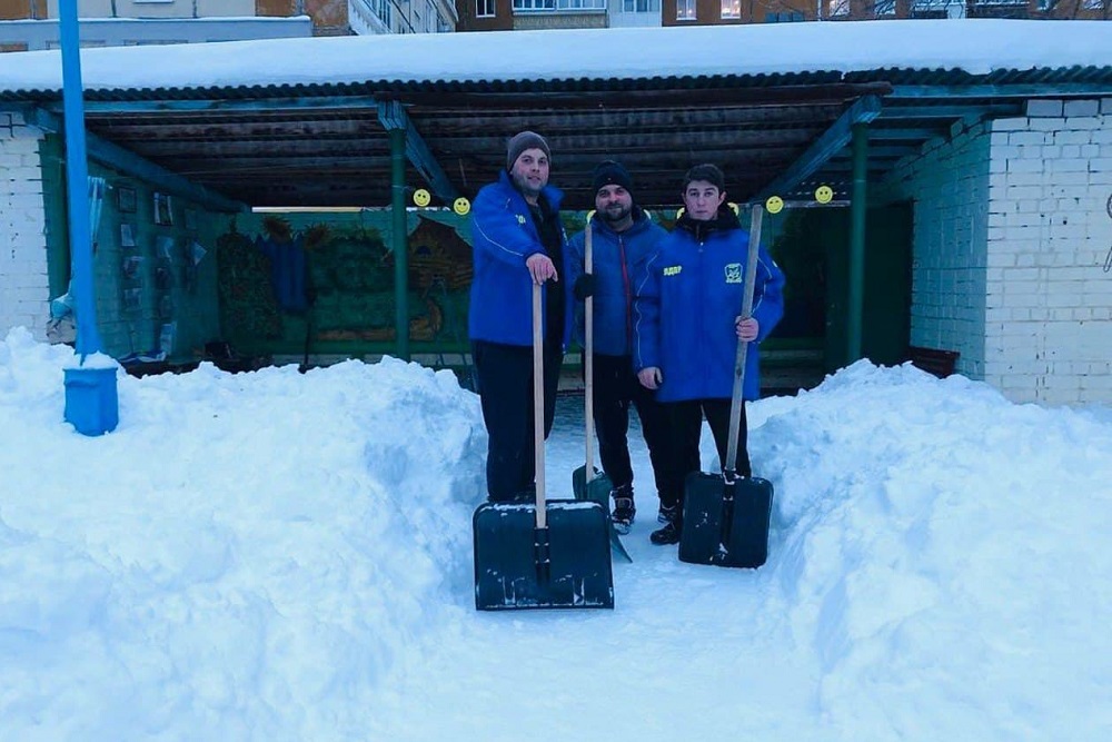 Владислав Атмахов: ЛДПР вышла на борьбу со снегом в Нижегородской области