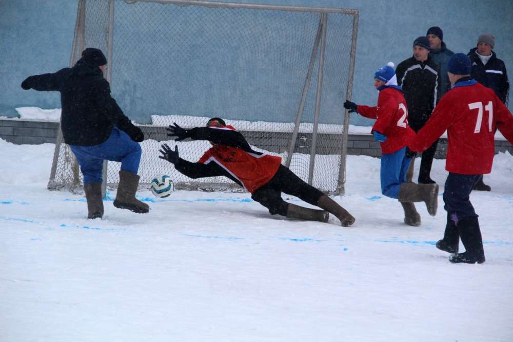 Турнир по футболу в валенках впервые прошёл в Навашине